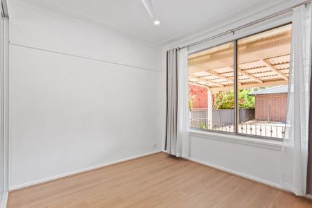 Near-New Single-Level Home with Huge Alfresco Entertaining - Photo 2