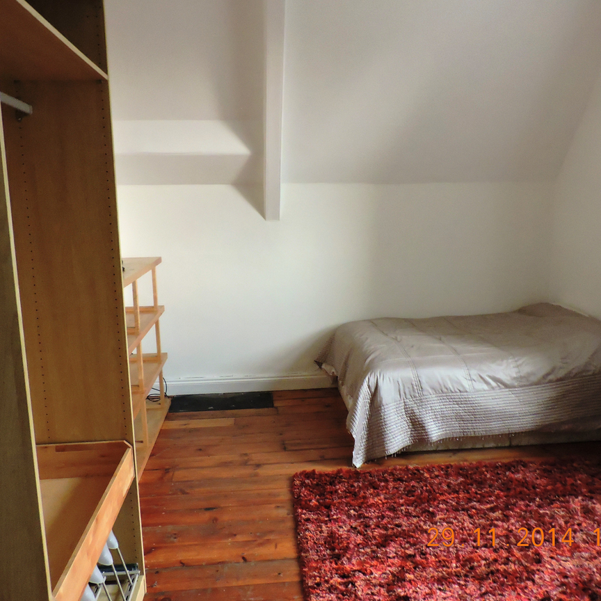 Enormous rooms need to be seen Room 14 - Photo 1