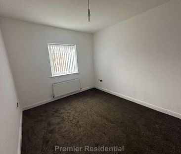 Cheetham Hill Road, Manchester, M8 - Photo 4