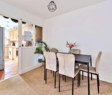 Bench Manor Crescent, Chalfont St. Peter, Gerrards Cross, SL9 - Photo 5