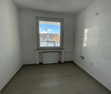 Ihr neues Zuhause! modernisierte Whg. mit großem Balkon - Photo 1