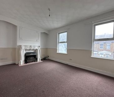 Bannockburn Road, London SE18 - Photo 1