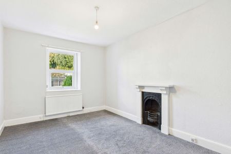 2 bedroom coach house to rent - Photo 4