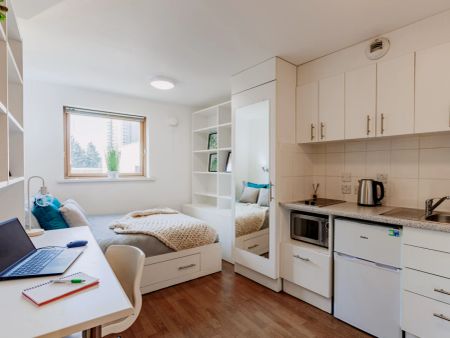 Ruby Studio - Photo 2