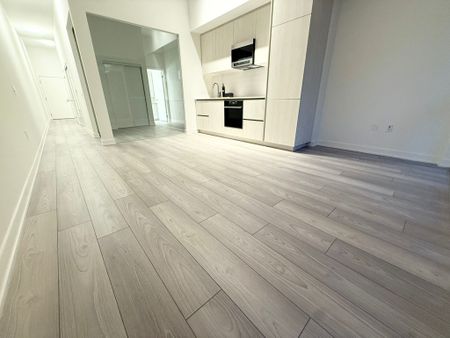 For Lease - 120 BROADWAY Avenue Unit# 412, Toronto, Ontario - Photo 4