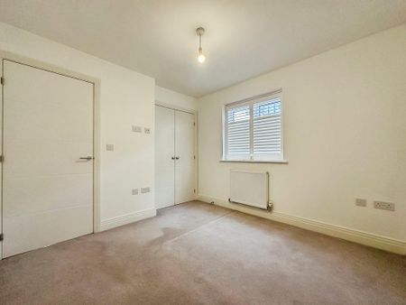 3 bedroom detached house to rent - Photo 4