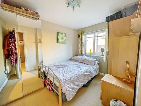 Padstow Road, Swindon, Wiltshire, SN2 - Photo 4