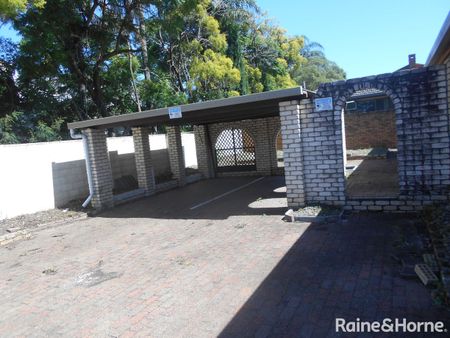 Plenty of Space for the Growing Family - Photo 4