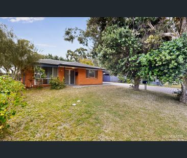 14 Ash Court, Armadale, WA 6112 - Photo 3