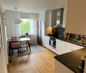 Flintlåsvägen, Sollentuna - Photo 3