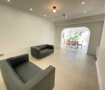 House share to rent - Photo 1