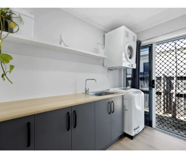 15 Jennifer Court, Bucasia, Qld 4750 - Photo 2