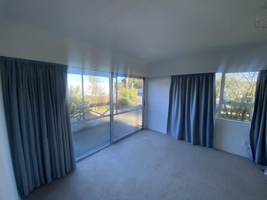 GREAT FAMILY HOME - Photo 1