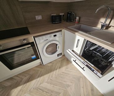 1 bedroom flat to rent - Photo 6