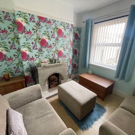 Derwent Street, Llanelli, SA15 - Photo 1