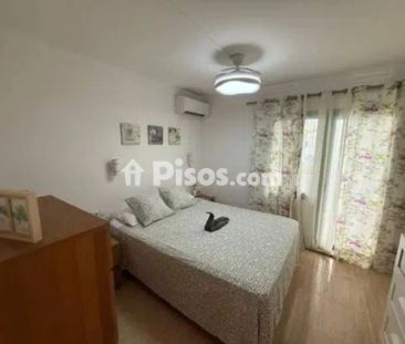 Casa adosada en alquiler en Calle de los Aries - Foto 4