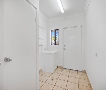 Move-In Ready 4-Bedroom Home in Prime Location - Photo 1