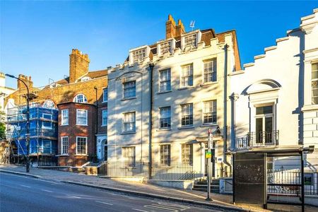 Pond Court, Pond Street, London, NW3 - Photo 2