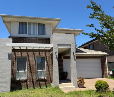 Beautiful and Spacious Property - Photo 2