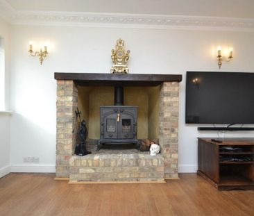 1 bedroom detached house to rent - Photo 2