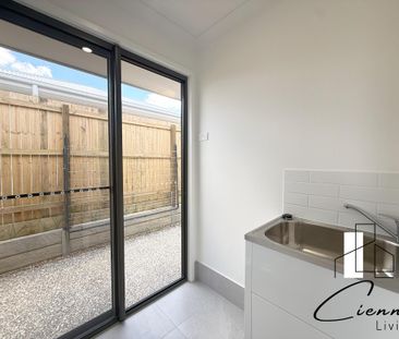 9 Provence Place, Greenbank QLD 4124 - House For Rent | Domain - Photo 5