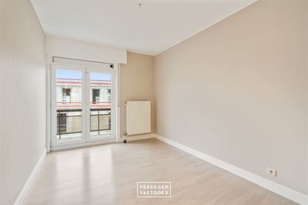 Gezellig appartement met 2 slaapkamers en mooi zicht op de Durme. Met 2 terrassen. Privatieve berging gelijkvloers. - Photo 4