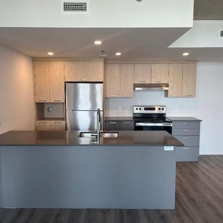 2 CH - 1 SDB - Terrebonne - $2,180 /mo - Photo 3