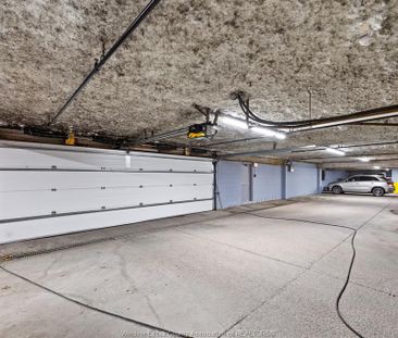 For Lease - 1500 OUELLETTE Unit# 405, Windsor, Ontario - Photo 4
