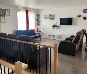 🔥 GRAND 5 1/2 À CÉDER – SAINT-DAMASE 🔥 - Photo 2