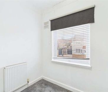 Arrowsmith Road, Chigwell, Essex, IG7 - Photo 6