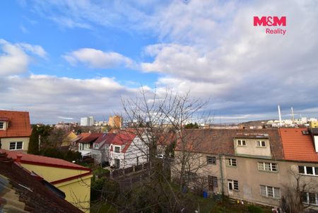 Pronájem bytu 1+1 28 m² - Fotografie 5