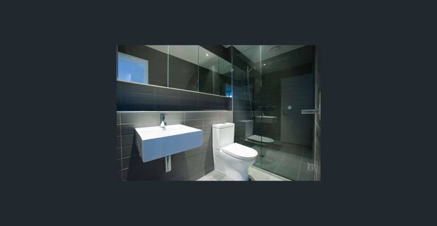 Modern one bedroom apartment! BREAK LEASE up May or 12 months lease. - Photo 1