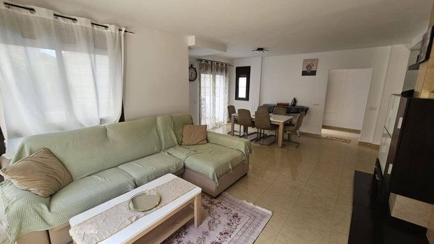 Luxury 5 room Detached House for rent in Benidorm, Valencia - Photo 1