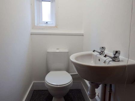 Walpole Road, Great Yarmouth, Norfolk, NR30 - Photo 5