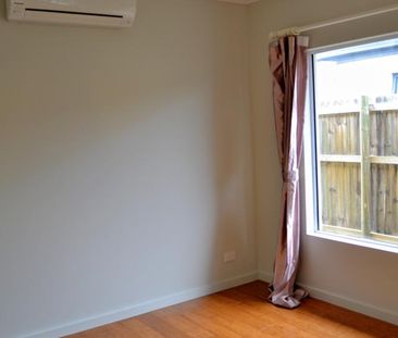 WELL APPOINTED FAMILY HOME IN SMITHFIELD VILLAGE - Photo 5