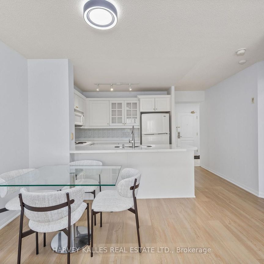 For Lease - 18 Wanless Avenue Unit# 302, Toronto, Ontario - Photo 1