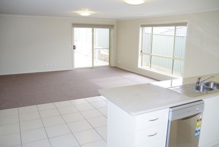 68 Waterford Drive, Miners Rest Vic 3352 - Photo 2