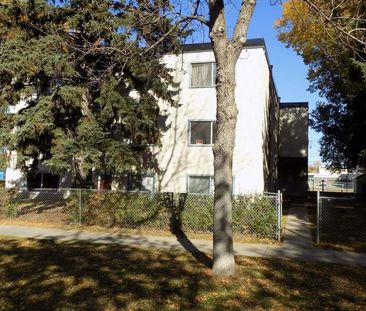 #7 15916 109 Avenue Northwest | 15916 109 Avenue Northwest, Edmonton - Photo 1