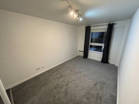 2 Bed Flat, Wallace St, G5 - Photo 3