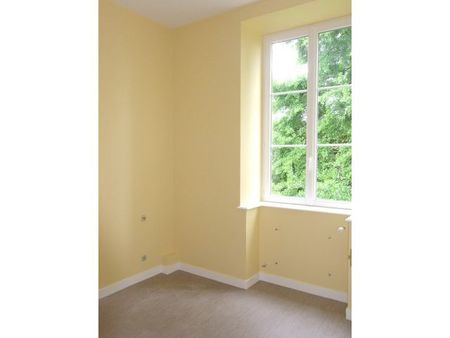 Location Appartement 4 pièces 106m² LA FERTE MACE 61600 - Photo 3