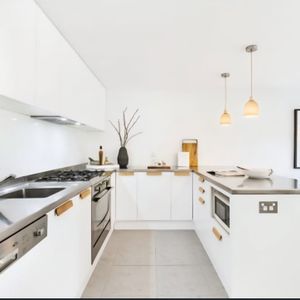 Birchgrove - Photo 2