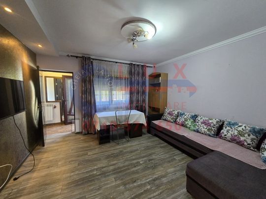 ID 9544 Casă de închiriat – Zona Pelican, Str. Victoriei - Fotografie 1