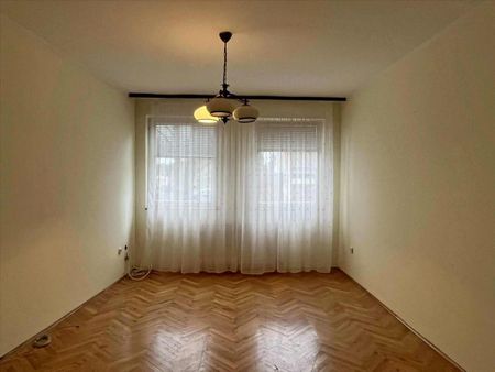 Kiadó jó állapotú lakás - Eger - Fotó 3