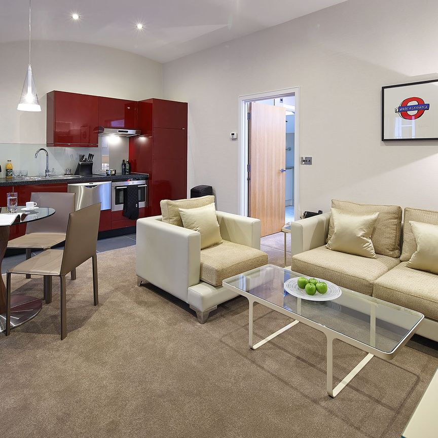 A luxury one-bedroom apartment on Brompton Road, Knightsbridge SW7 - Photo 1