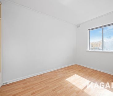 Townhouse in great location - Photo 5