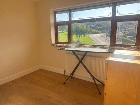 3 bedroom semi-detached house to rent - Photo 2