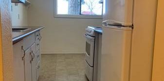 1 bed 1 bath available in beautiful - Photo 2