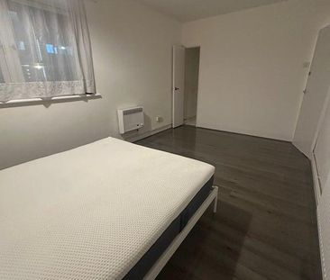 1 bedroom in a house share to rent - Photo 6