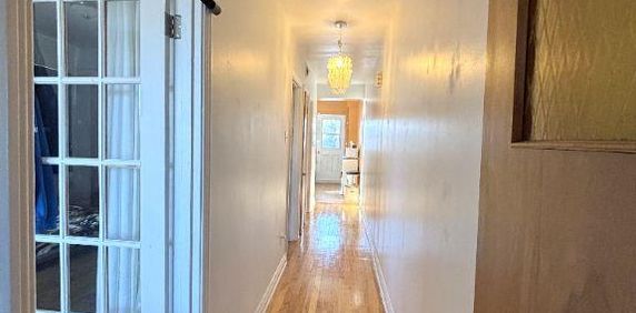 3 1/2 LAVAL. 5mn Métro Cartier - HAUT de DUPLEX - Photo 2