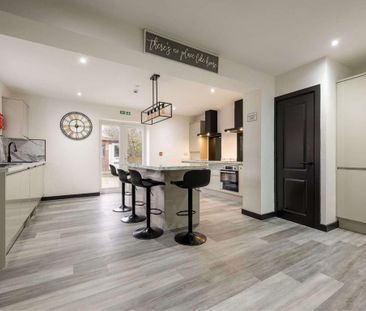 6 bedroom property to rent - Photo 3